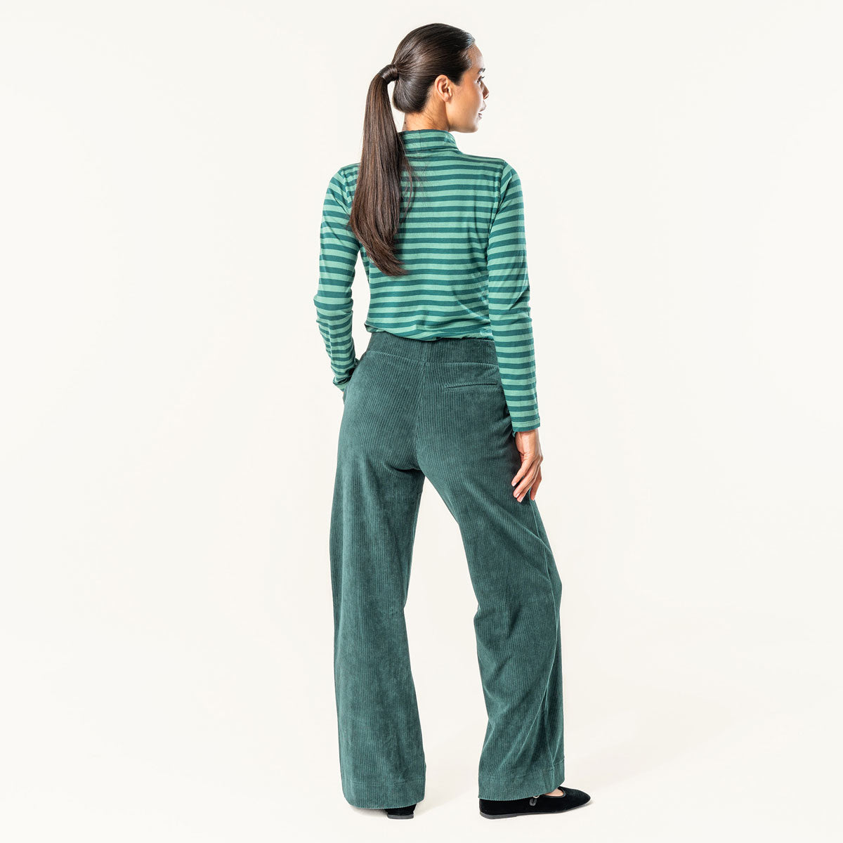 Living Crafts Damen Cord Hose Bio Baumwolle Elasthan