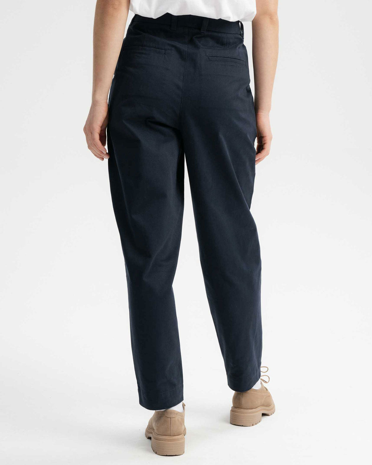 Mela Damen Hose mit hohem Bund schmal zulaufendem Bein Bio Baumwolle