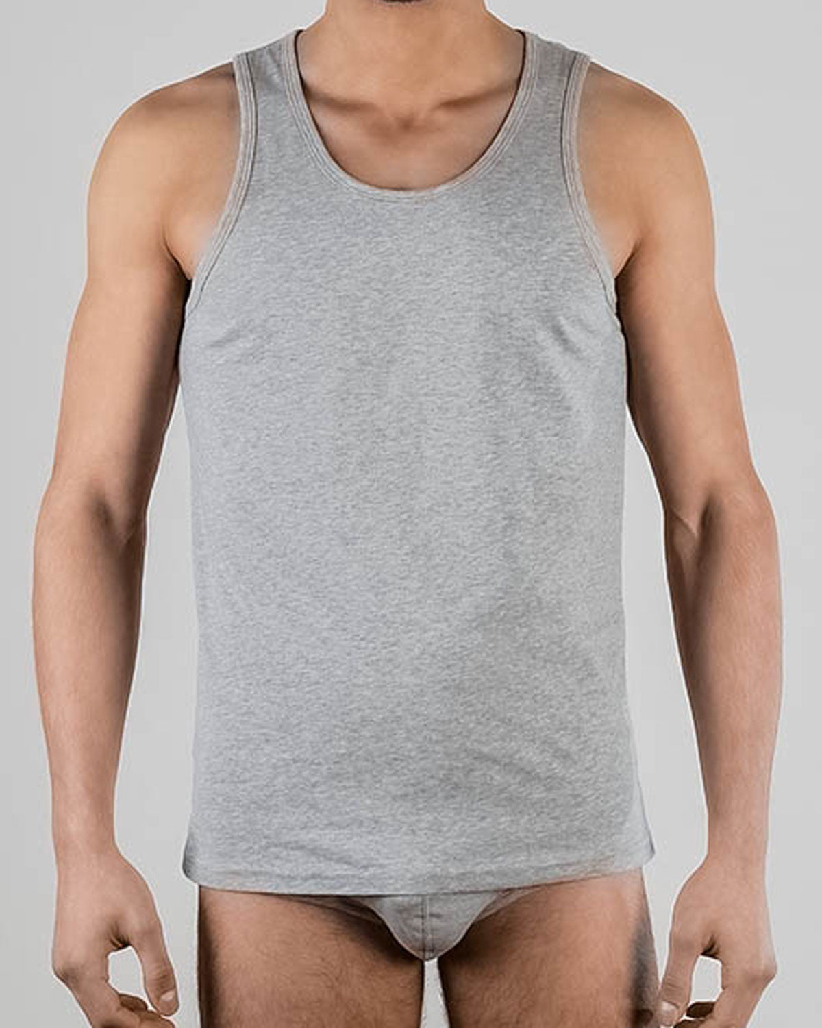 https://www.deva-natur.de/media/image/cd/f6/26/Herren_Bio_Tanktop.jpg