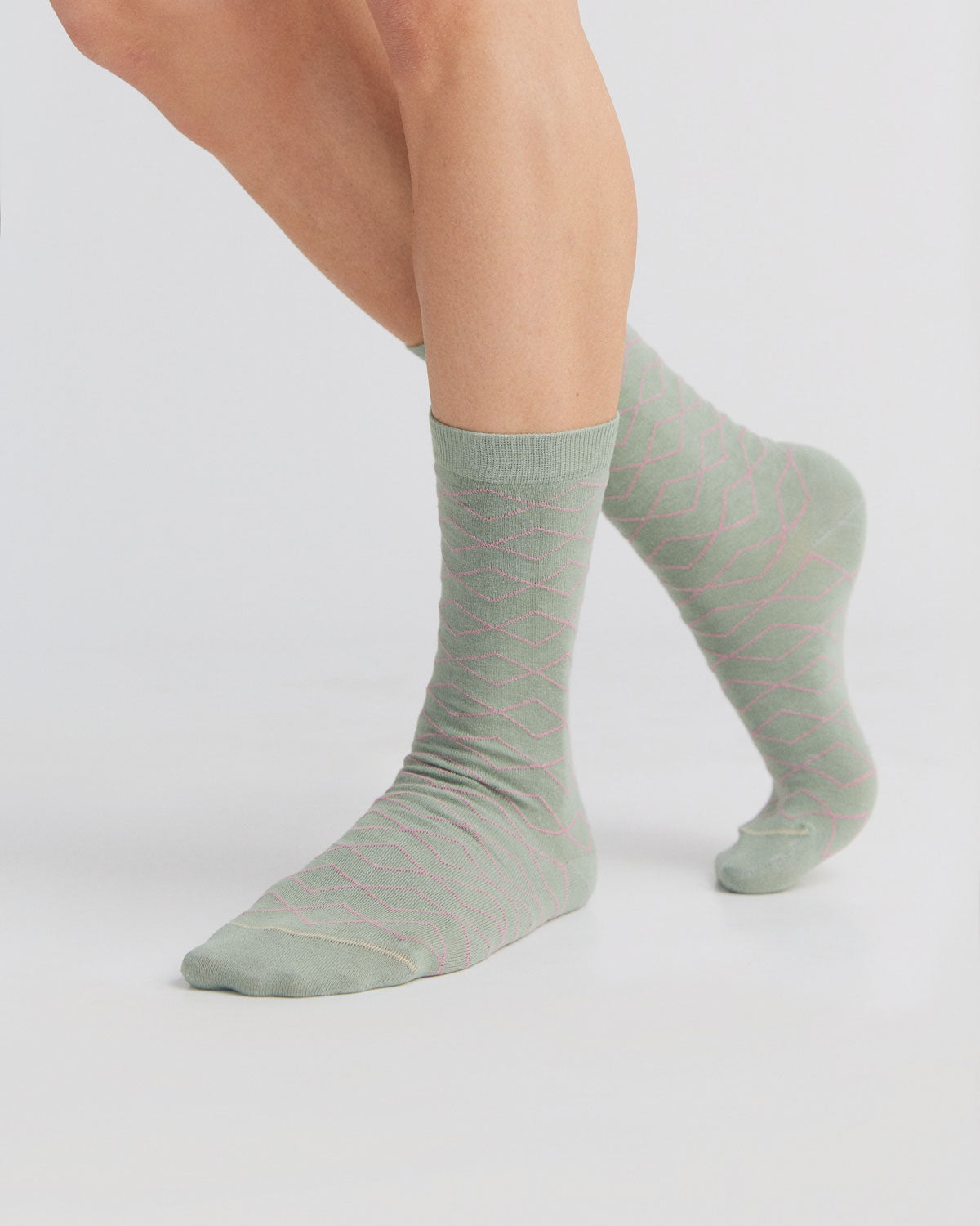 https://www.deva-natur.de/media/image/6c/28/11/Bio_Socken_1326_2.jpg