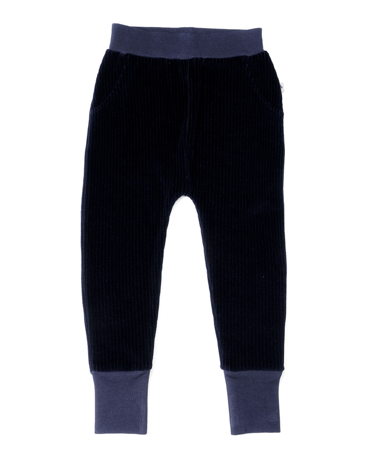 https://www.deva-natur.de/media/image/7f/2a/16/Cord_Hose_2172-AB.jpg