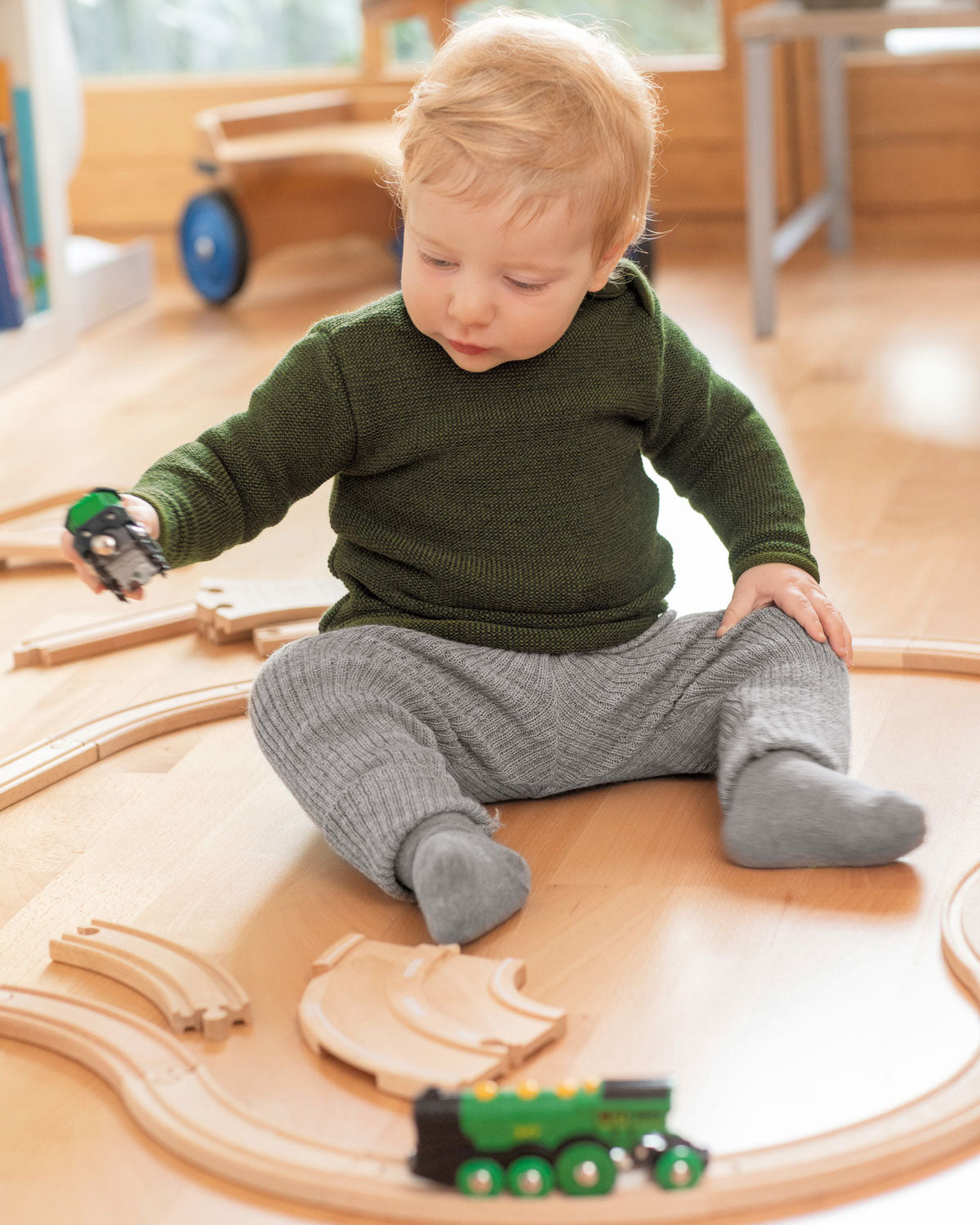 https://www.deva-natur.de/media/image/ed/77/ea/disana_nature_indoor_aw21_4.jpg